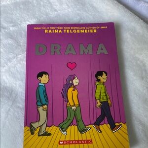Scholastic's Drama by Raina Telgemeier - Purple and Yellow Cover